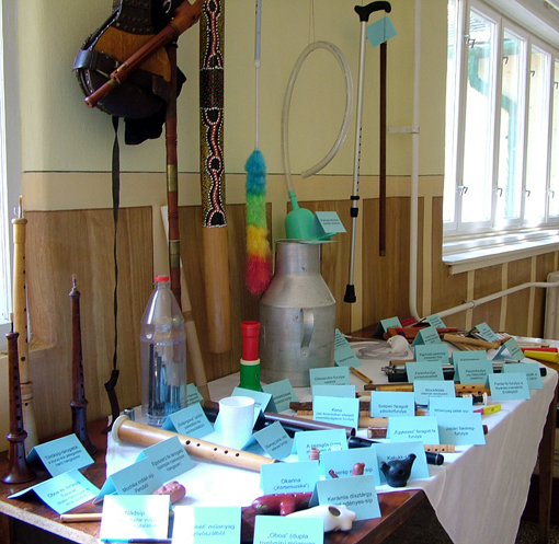 A hangszereket kiállításra Kovács Gábor bohányhádi muzsikustól kaptuk.