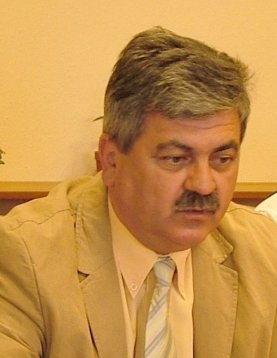 Farkas_S&aacute;ndor eln&ouml;k-vez&eacute;rigazgat&oacute;.jpg