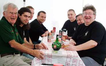 A_3+2_laz&iacute;t Kov&aacute;cs &uacute;r t&aacute;rsas&aacute;g&aacute;ban.jpg