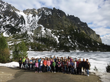 Csoportkép a kirándulás vége közeledtével.