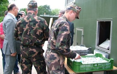A TTR-18 típ. ivóvíz csomagoló berendezés működés közben.jpg A TTR-18 típ. ivóvíz csomagoló berendezés működés közben.jpg