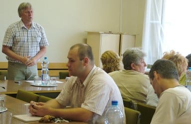 Szűcs_Lajos_alpolgármester_köszöntötte_a_munkatársakat.jpg Szűcs_Lajos_alpolgármester_köszöntötte_a_munkatársakat.jpg