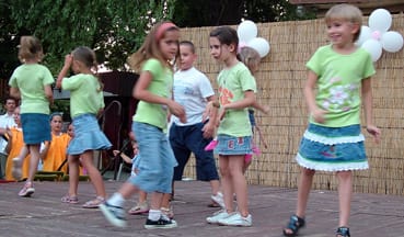 Stílus_Művészeti_Iskola._picik_tánca.jpg Stílus_Művészeti_Iskola._picik_tánca.jpg