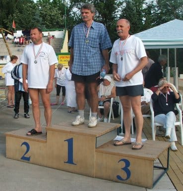 Büszke_dobogósok1.jpg Büszke_dobogósok1.jpg