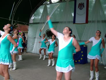 A_Desperado_mazsorettek_a_színpadon.jpg A_Desperado_mazsorettek_a_színpadon.jpg
