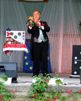 Molnár_Imre_bűvész_műsora.jpg Molnár_Imre_bűvész_műsora.jpg