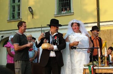 Telhetetlen_a_vőlegény.jpg Telhetetlen_a_vőlegény.jpg