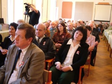 K&ouml;z&ouml;ns&eacute;g.jpg