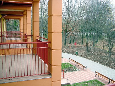 Erkélyek-és-udvar
