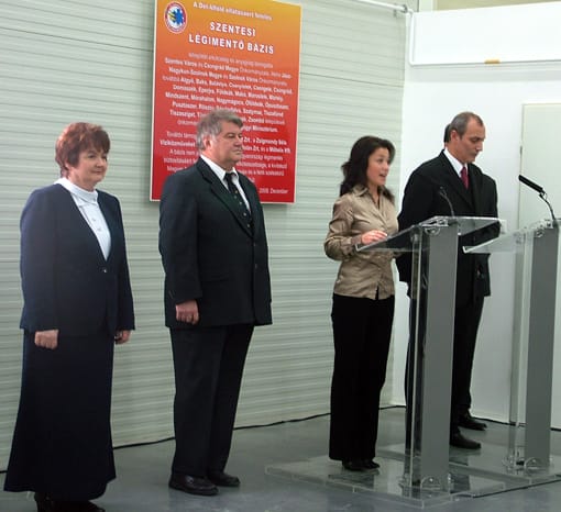 Magyar-Anna-a-Csongrád-Megyei-Közgyűlés-elnöke-Szirbik-Imre-polgármester-országgyűlési-képviselő-Budai-Bernadett-kormányszóvivő-és-Székely-Tamás-miniszter Magyar-Anna-a-Csongrád-Megyei-Közgyűlés-elnöke-Szirbik-Imre-polgármester-országgyűlési-képviselő-Budai-Bernadett-kormányszóvivő-és-Székely-Tamás-miniszter