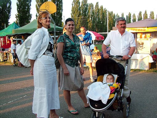 Farkas-Sándor-és-családja
