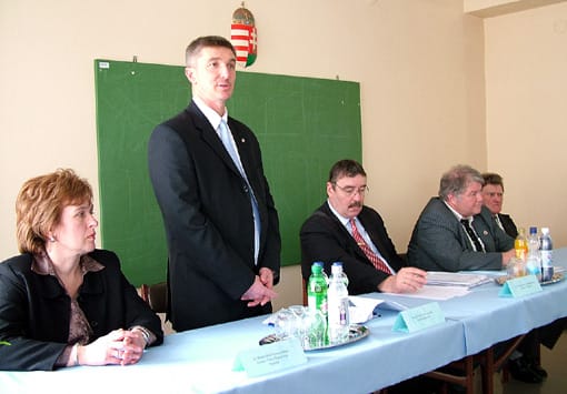 Az ügyészség, az önkományzat és a polgárőrség képviselői méltatták ahelyi rendőrök munkáját.