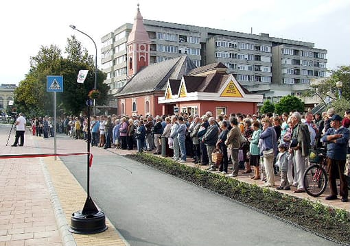 Az érdeklődők