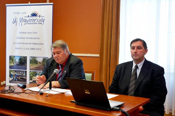 Szirbik Imre polgármester és Bocskay István referens
