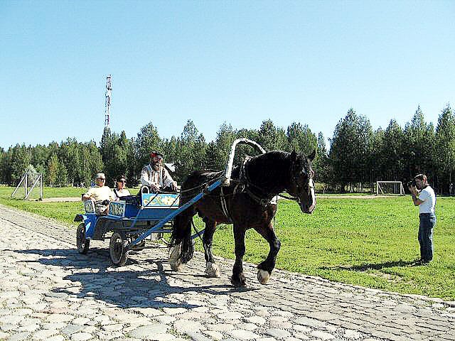 Trojkás falubejárás