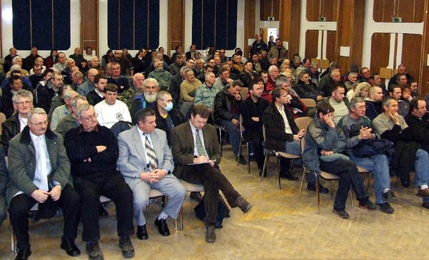 A közgyűlésen megjelent tagok.