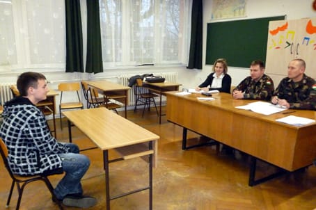 Miért is érdekel a katonai pálya?