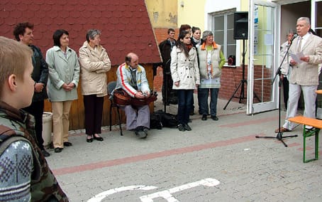 Kárpáti Lajos megnyitója.