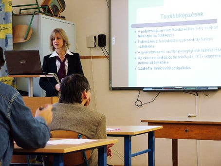 Dimákné Sebők Veronika a szakmai programról.