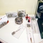 Matyó motívumok apró használati tárgyakon