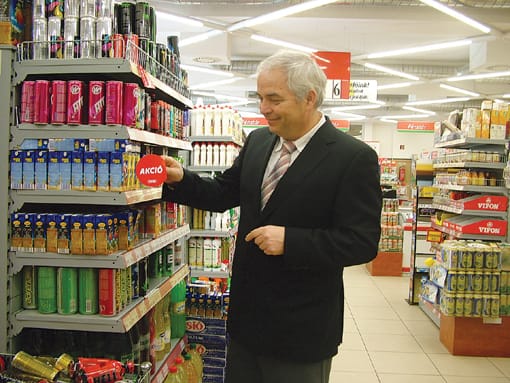 Mészáros Zoltán vezérigazgató az aktív marketing és értékesítési politikára esküszik.