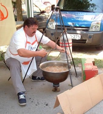 porkolt_a_javabol.jpg porkolt_a_javabol.jpg