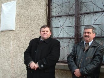 Emléktábla_Fábiánban_is.jpg Emléktábla_Fábiánban_is.jpg