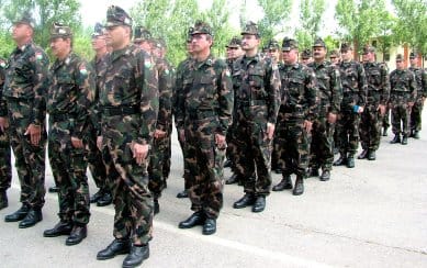 Árvízi_védekezők.jpg Árvízi_védekezők.jpg