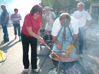 Galuskás_lecsó.jpg Galuskás_lecsó.jpg