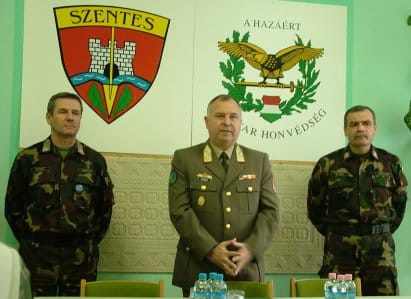 Havril András középen.jpg