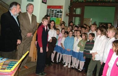 Szűcs Lajos köszönti a résztvevőket.jpg Szűcs Lajos köszönti a résztvevőket.jpg