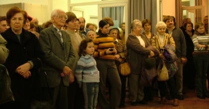 Figyelmes hallgatóság.jpg Figyelmes hallgatóság.jpg