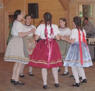 A_Zöldág_SE_táncosai elsőként Sárközi táncokat mutattak be.jpg A_Zöldág_SE_táncosai elsőként Sárközi táncokat mutattak be.jpg