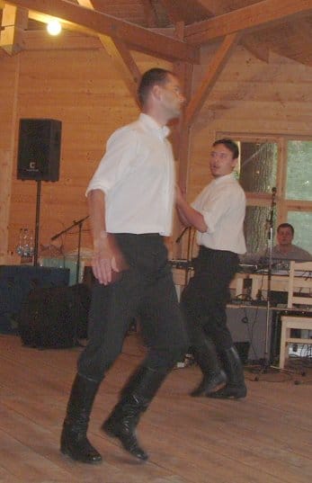 A_szlovákiai_Új_Gömör_Néptáncegyüttes_szólótáncosai.jpg A_szlovákiai_Új_Gömör_Néptáncegyüttes_szólótáncosai.jpg