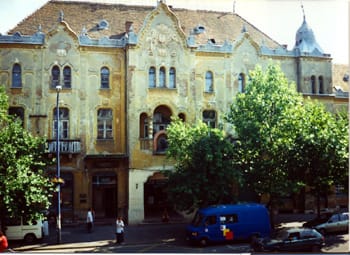 Petőfi Szálló 1999 nyara - fotó Dömsödi Teréz.jpg Petőfi Szálló 1999 nyara - fotó Dömsödi Teréz.jpg