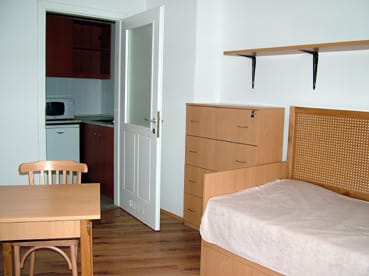 Szobar&eacute;szlet.jpg