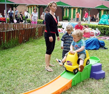 Kis_autóversenyző.jpg Kis_autóversenyző.jpg