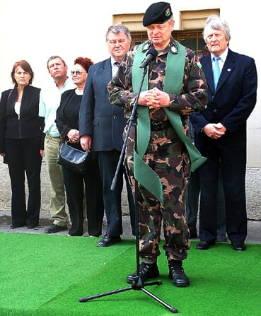 Lelkészi_áldás.jpg Lelkészi_áldás.jpg