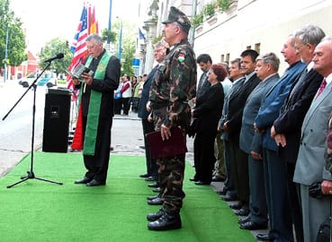 Lelkészi_áldás2.jpg Lelkészi_áldás2.jpg