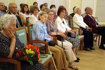 Vas_&eacute;s_gy&eacute;m&aacute;nt_oklev&eacute;llel_kit&uuml;ntettek.jpg